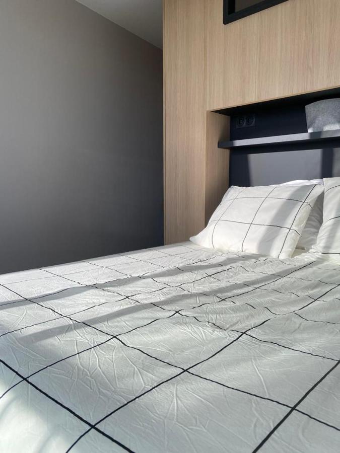 Le Cali, P2 Cabine Dans Une Residence Avec Piscine, Vue Mer Et Parking Prive La Grande Motte Exterior foto