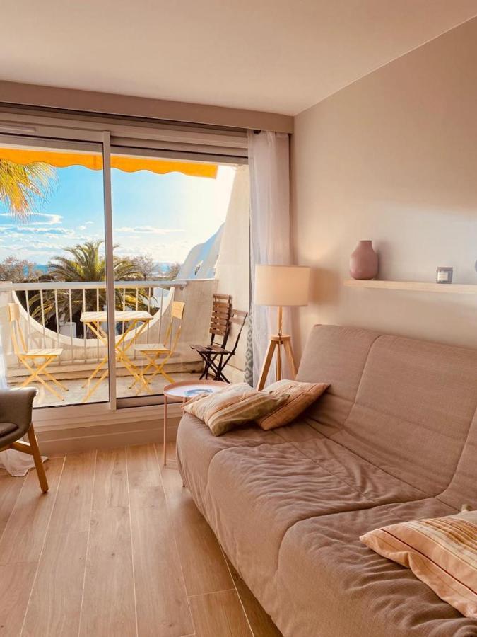 Le Cali, P2 Cabine Dans Une Residence Avec Piscine, Vue Mer Et Parking Prive La Grande Motte Exterior foto