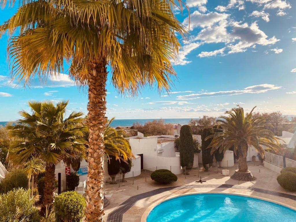Le Cali, P2 Cabine Dans Une Residence Avec Piscine, Vue Mer Et Parking Prive La Grande Motte Exterior foto